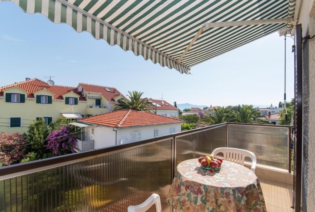 Apartments Natasa Супетар Экстерьер фото
