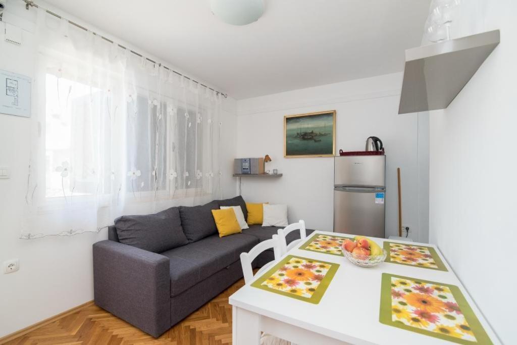 Apartments Natasa Супетар Экстерьер фото